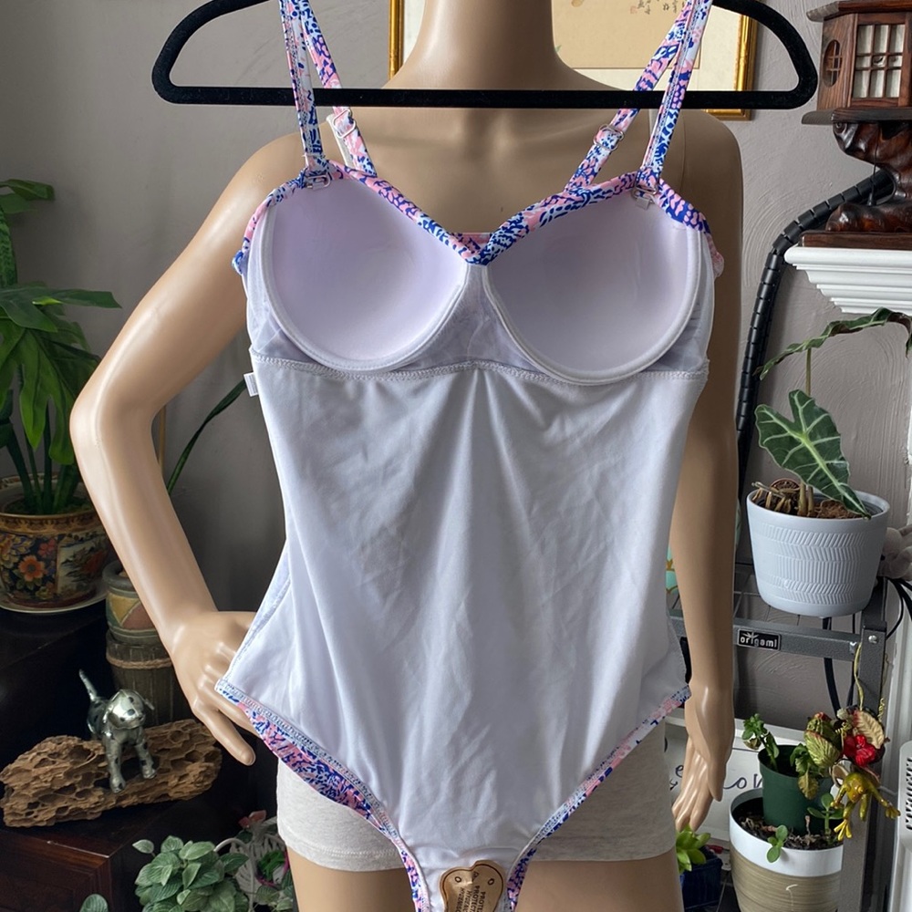 Bathing Suit (LR2) - Picture 9 of 9